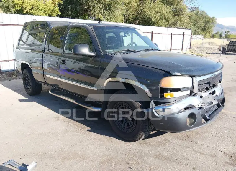 2005 GMC Sierra photo
