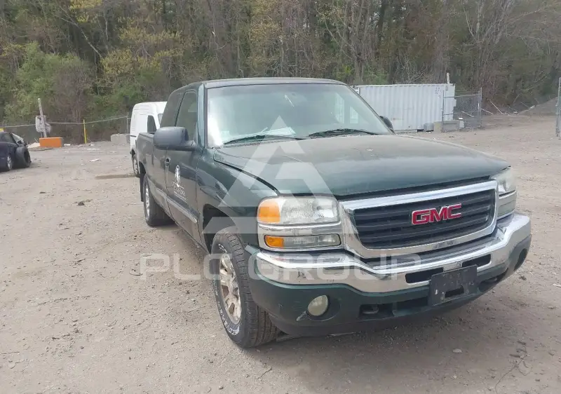 2005 GMC Sierra photo