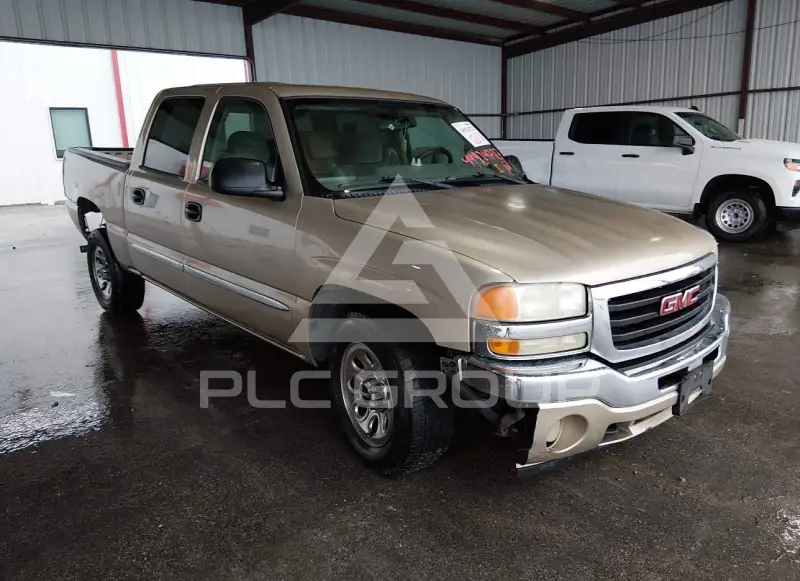 2005 GMC Sierra photo
