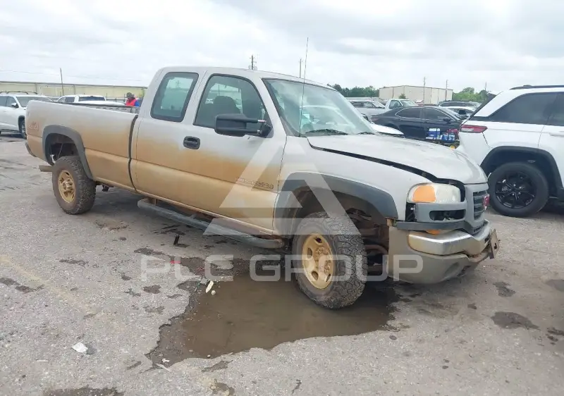 2005 GMC Sierra photo
