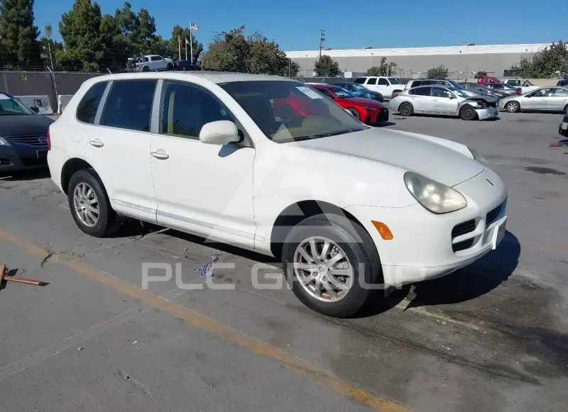 2005 Porsche Cayenne photo