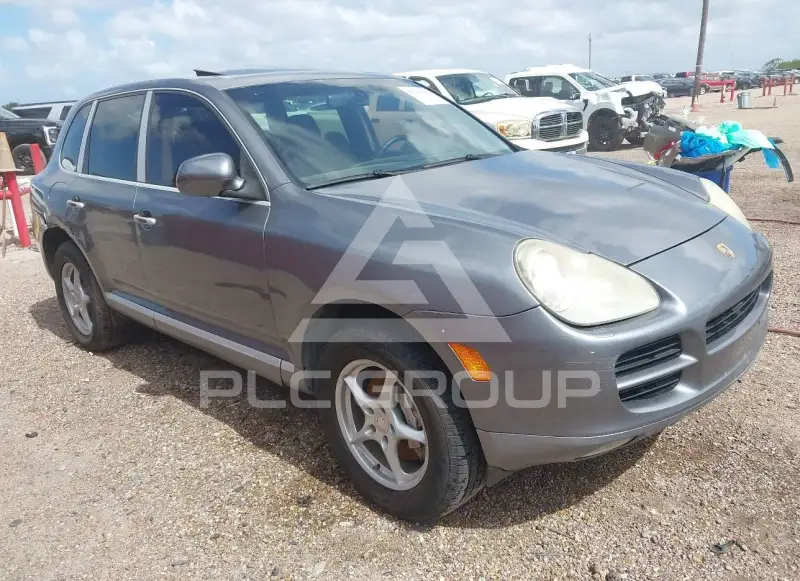 2005 Porsche Cayenne photo
