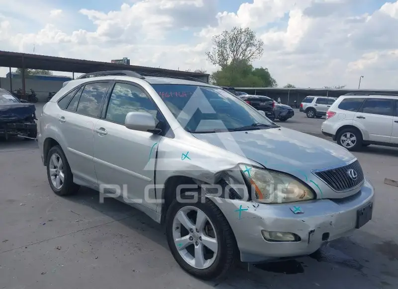 2005 Lexus RX330 photo