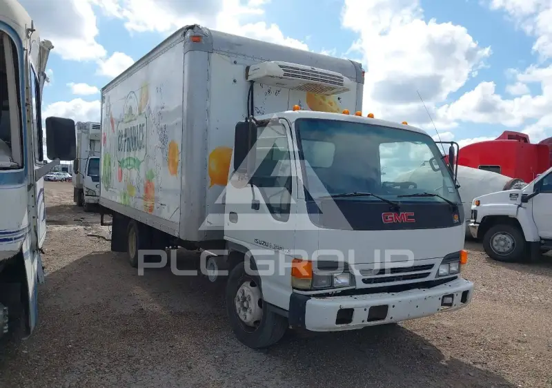 2005 Isuzu NPR фото