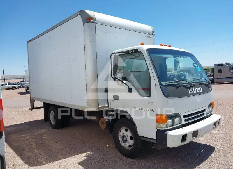 2005 Isuzu NPR photo