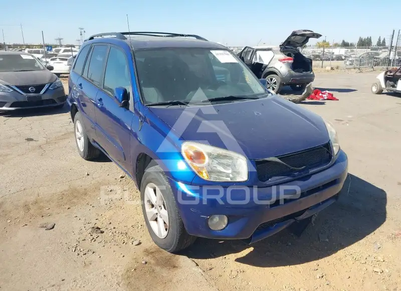 2005 Toyota RAV4 photo