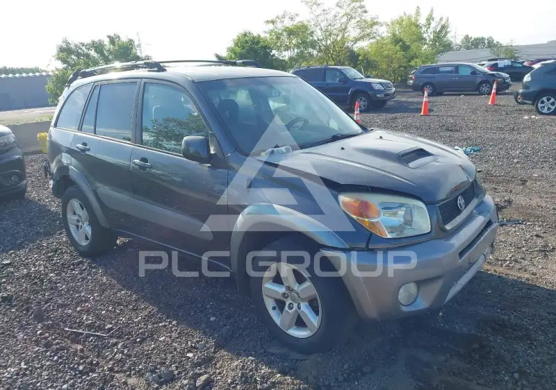 2005 Toyota RAV4 photo