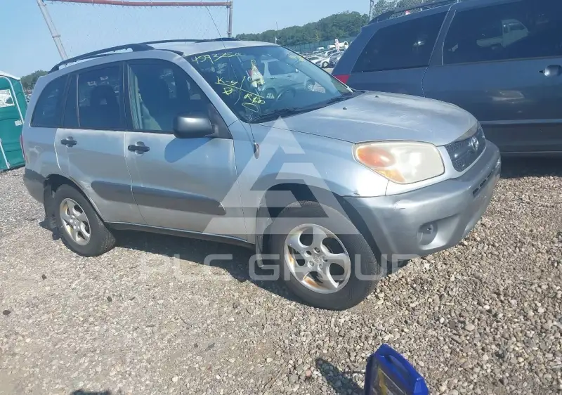 2005 Toyota RAV4 photo