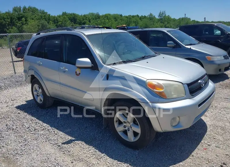 2005 Toyota RAV4 photo