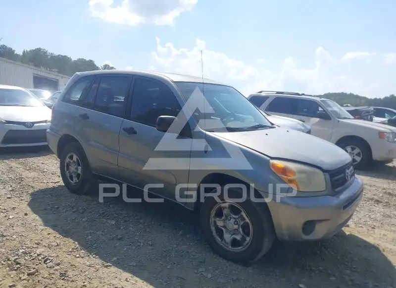 2005 Toyota RAV4 photo