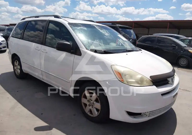 2005 Toyota SIENNA photo