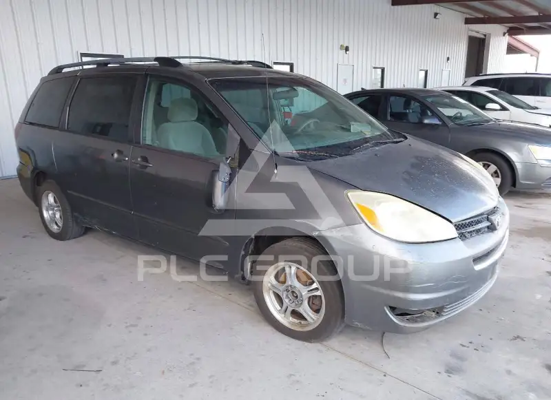 2005 Toyota SIENNA photo