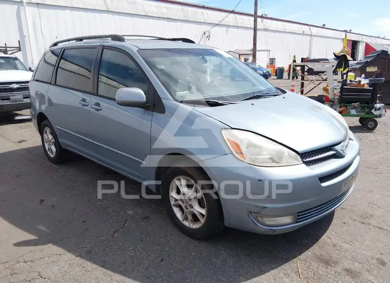 2005 Toyota SIENNA photo