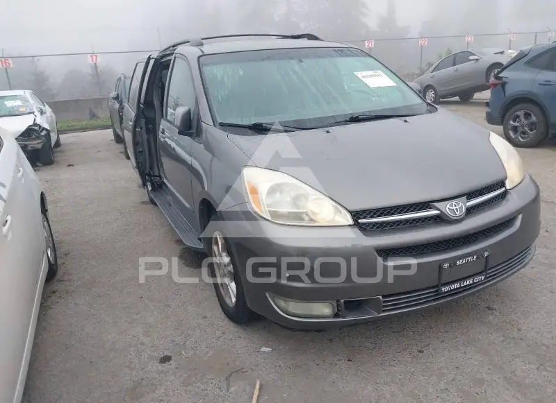 2005 Toyota SIENNA photo