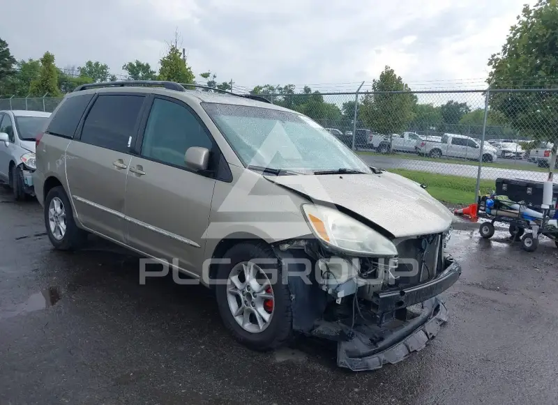 2005 Toyota SIENNA photo