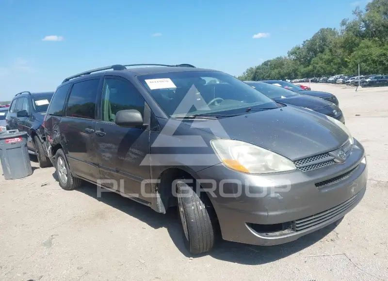 2005 Toyota SIENNA photo