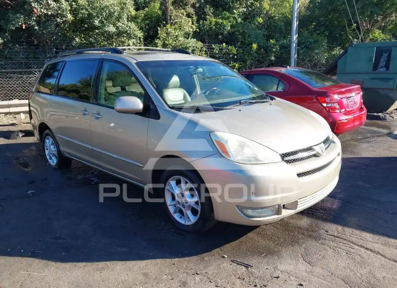 2005 Toyota SIENNA photo