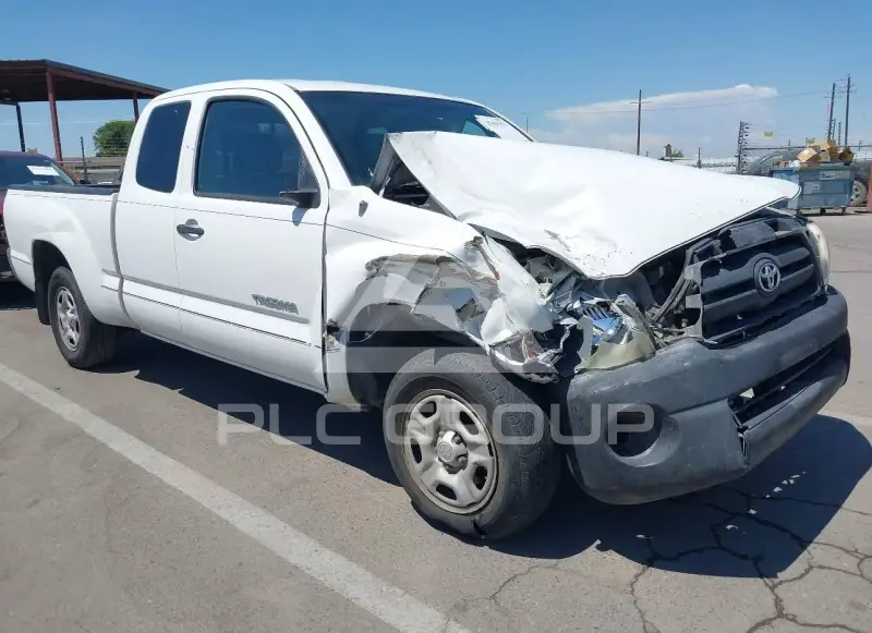 2005 Toyota TACOMA photo