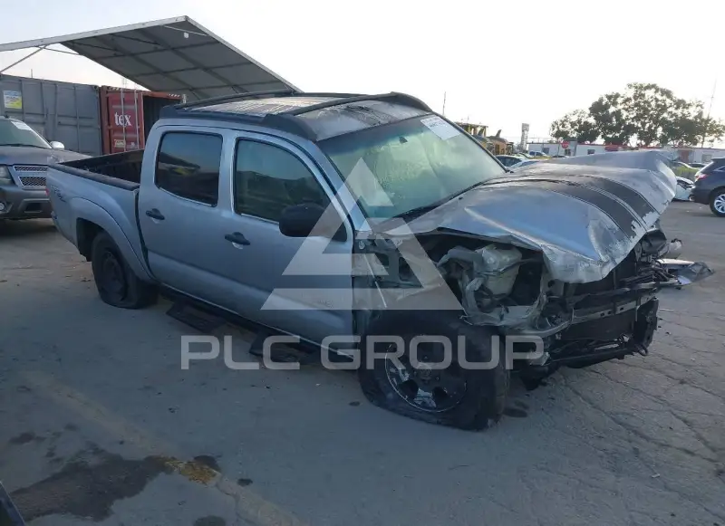 2005 Toyota TACOMA photo
