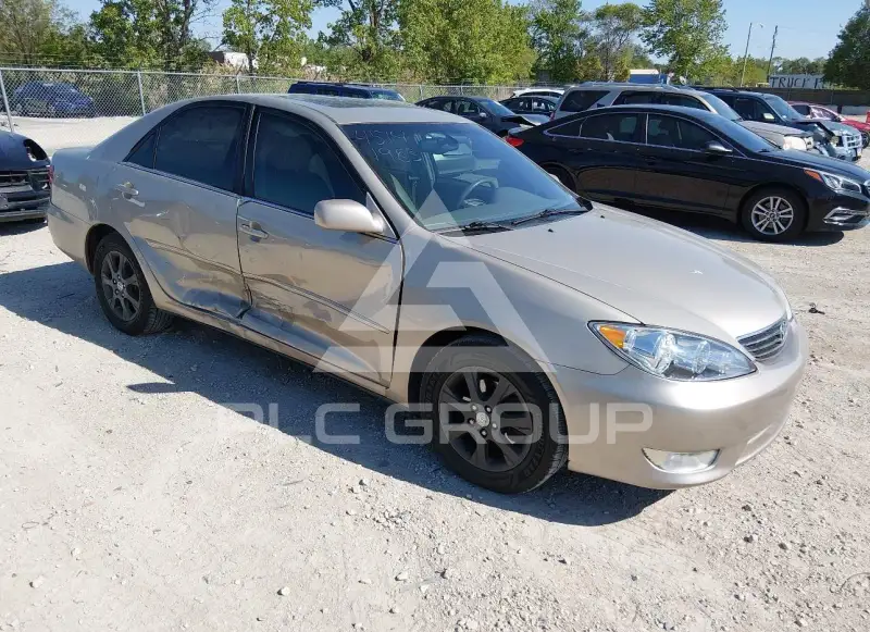 2005 Toyota CAMRY photo