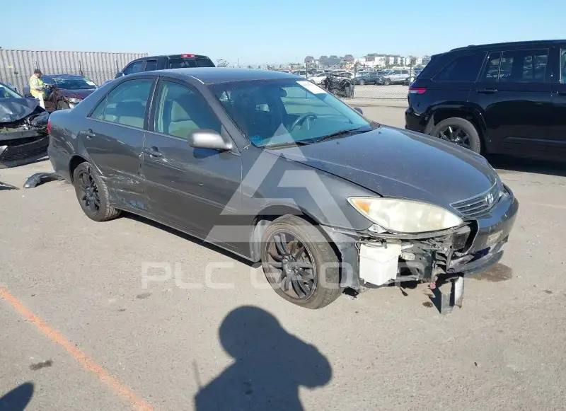 2005 Toyota CAMRY photo