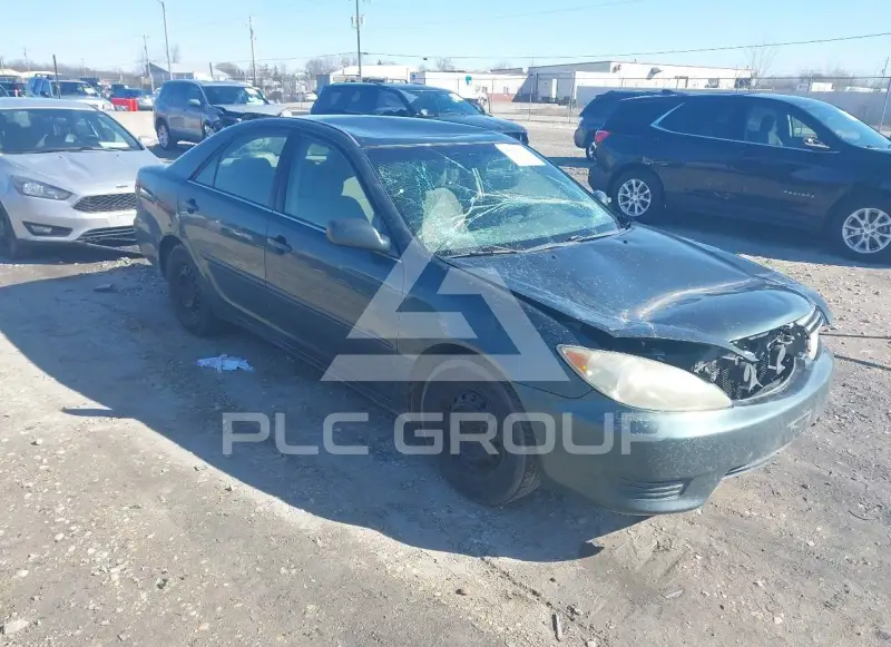 2005 Toyota CAMRY фото