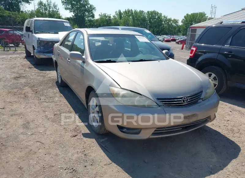 2005 Toyota CAMRY фото