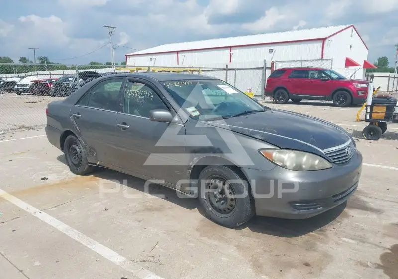 2005 Toyota CAMRY фото