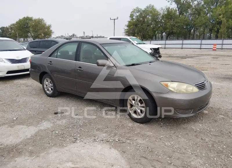 2005 Toyota CAMRY фото