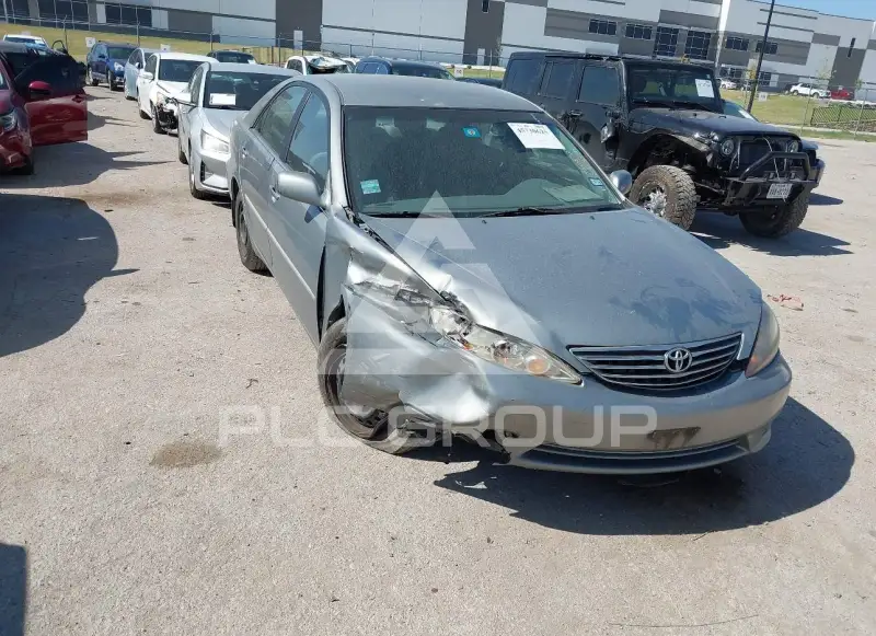 2005 Toyota CAMRY фото