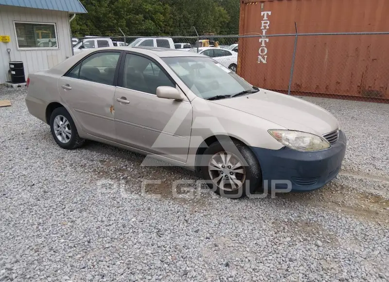 2005 Toyota CAMRY фото