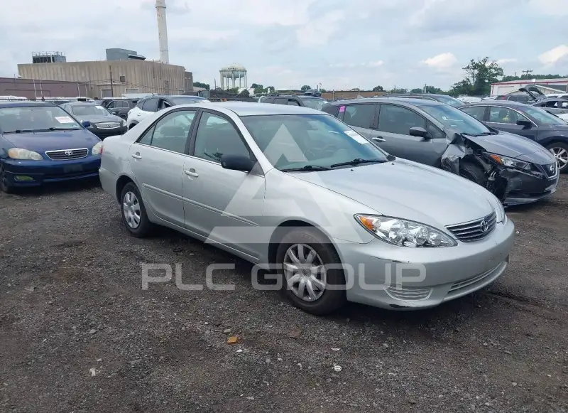 2005 Toyota CAMRY фото