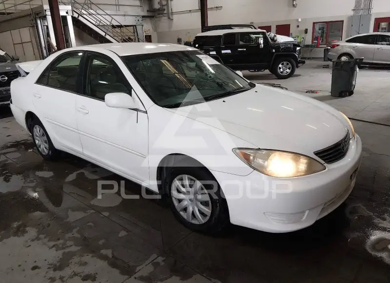 2005 Toyota CAMRY фото