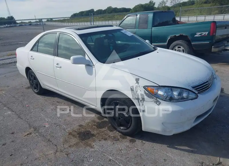2005 Toyota CAMRY photo