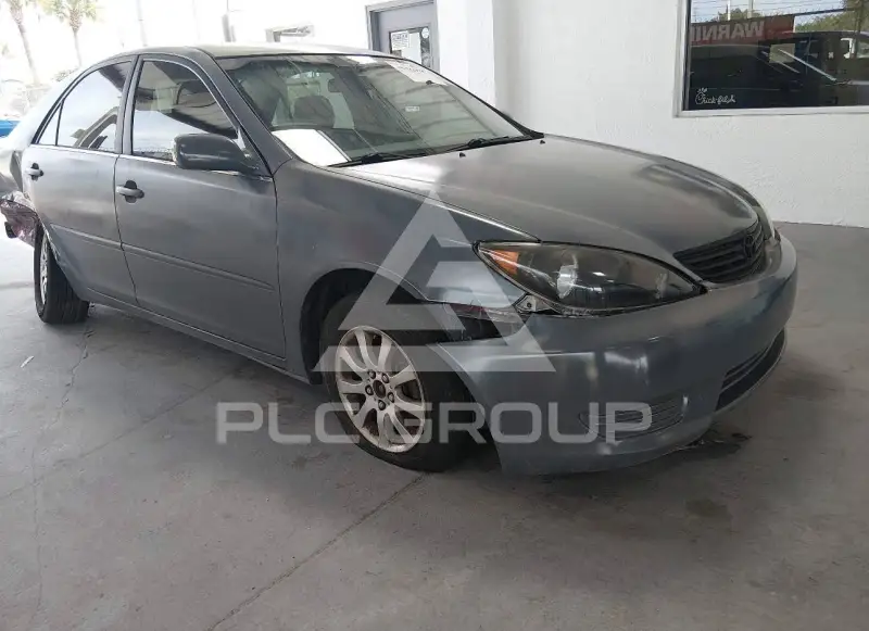 2005 Toyota CAMRY photo