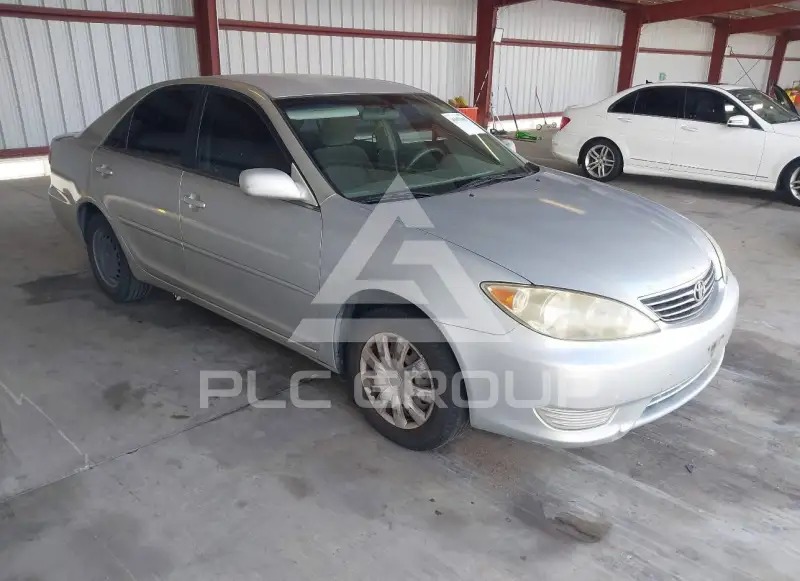 2005 Toyota CAMRY photo