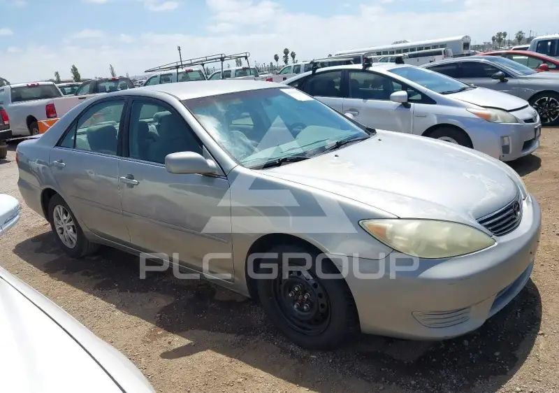 2005 Toyota CAMRY photo
