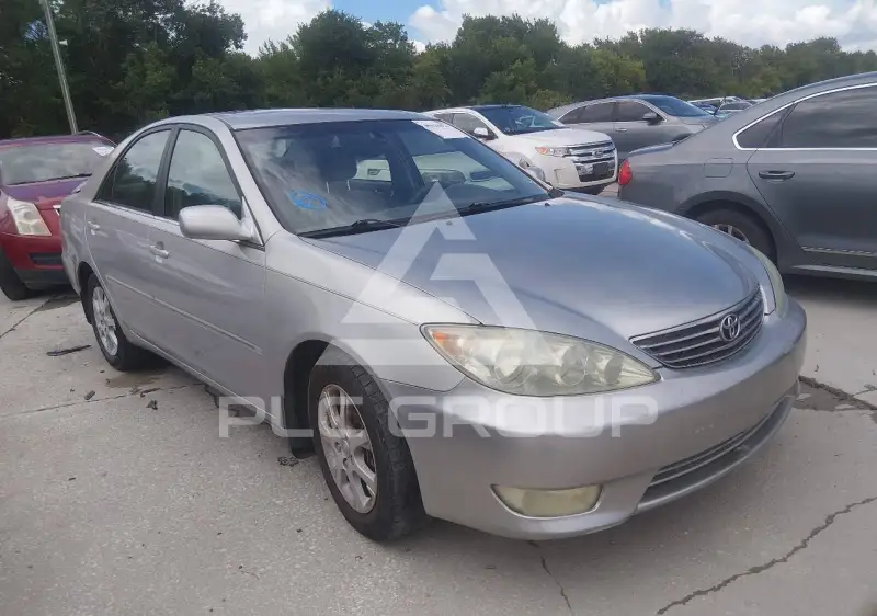 2005 Toyota CAMRY фото