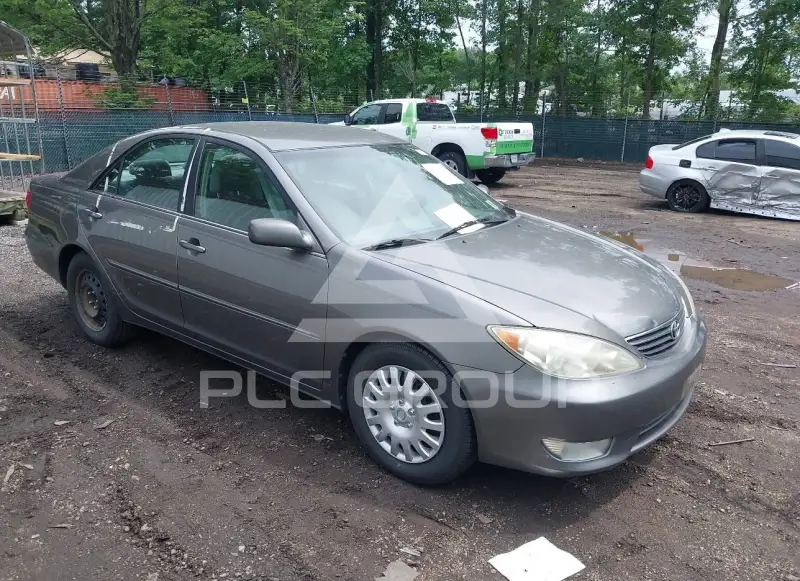2005 Toyota CAMRY фото