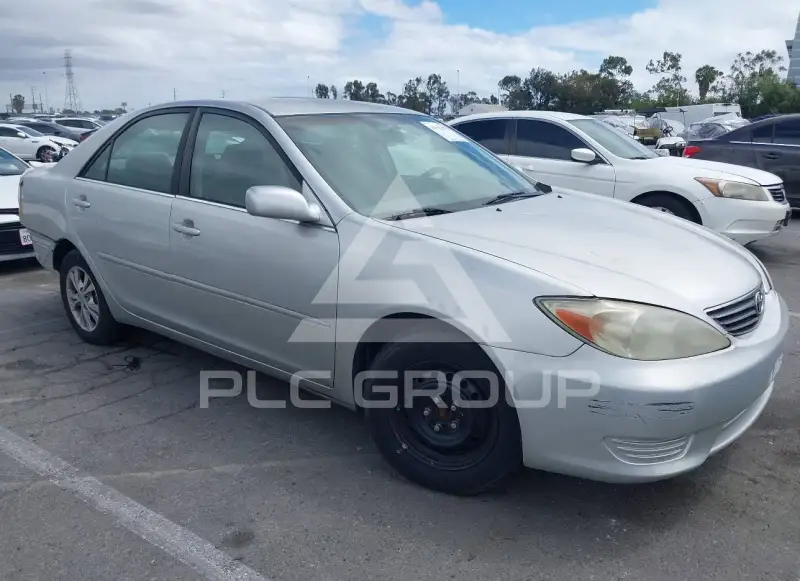 2005 Toyota CAMRY photo