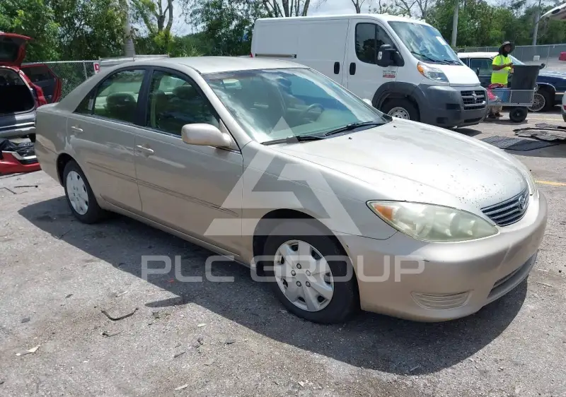 2005 Toyota CAMRY фото