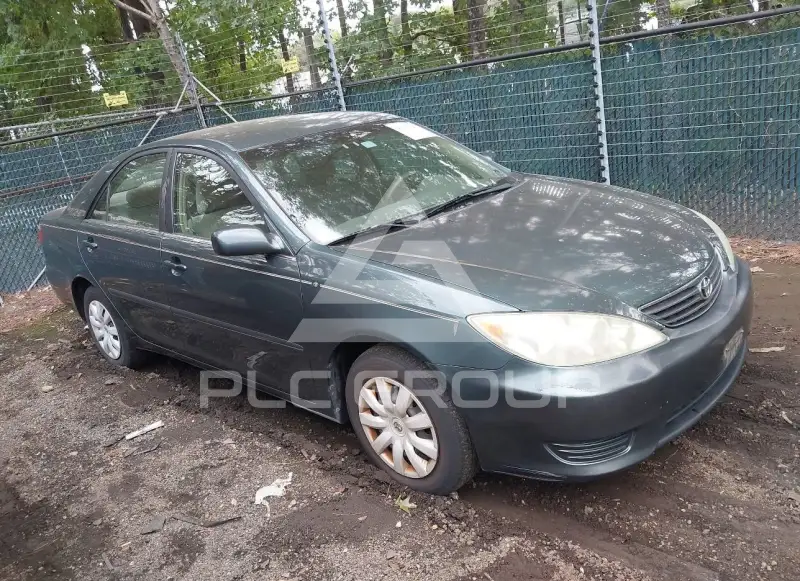 2005 Toyota CAMRY фото