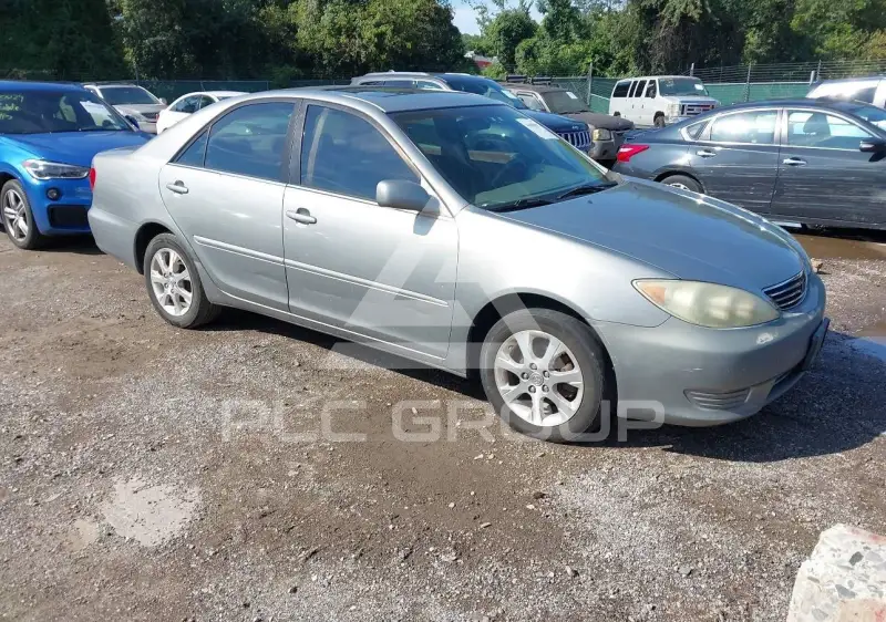 2005 Toyota CAMRY фото