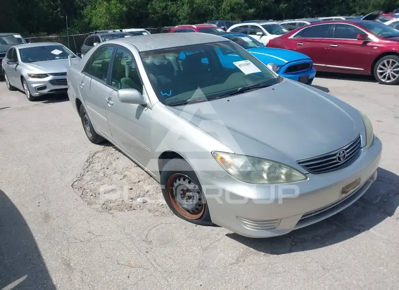 2005 Toyota CAMRY фото
