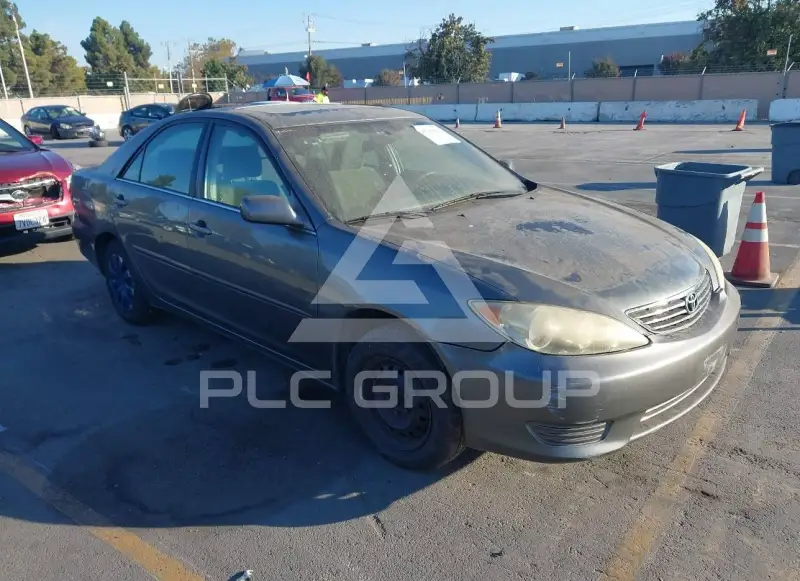 2005 Toyota CAMRY фото