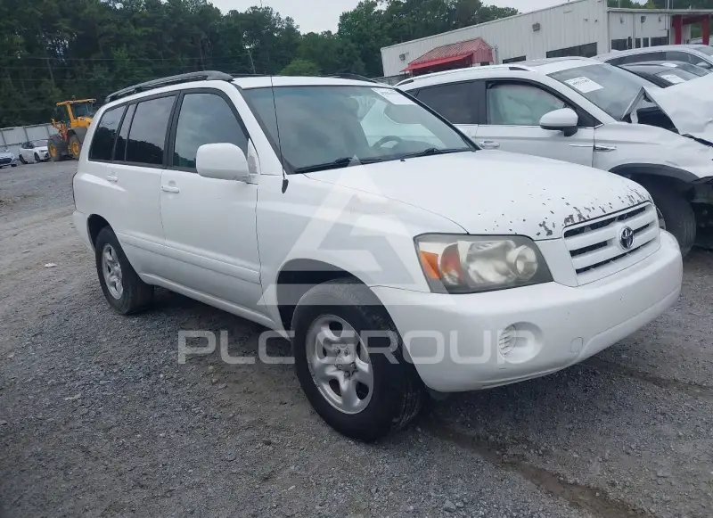 2005 Toyota Highlander photo