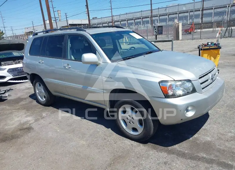 2005 Toyota Highlander фото
