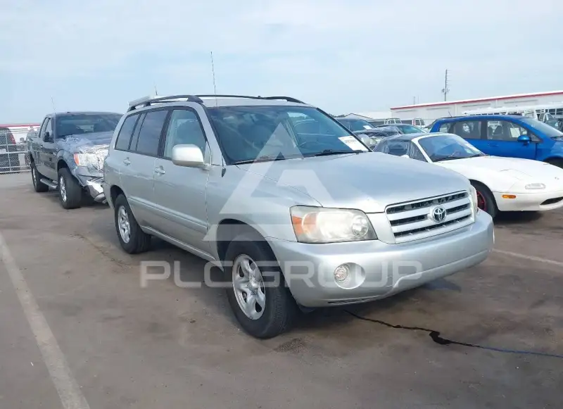 2005 Toyota Highlander photo