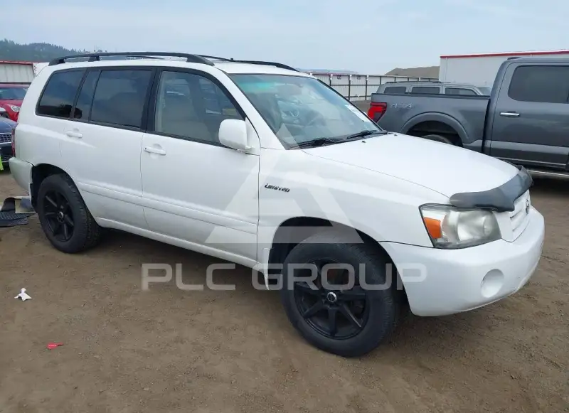 2005 Toyota Highlander photo