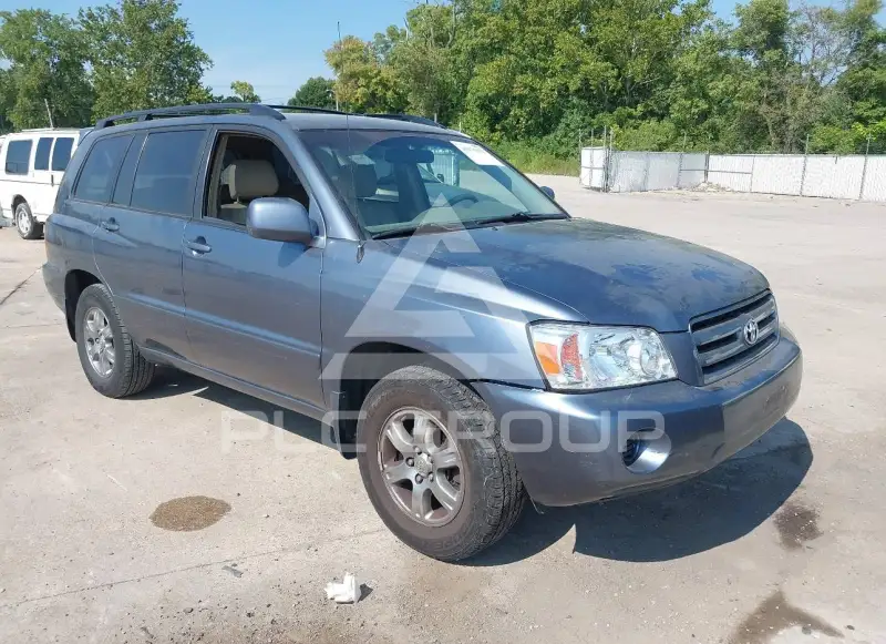 2005 Toyota Highlander фото
